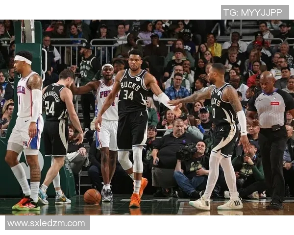 字母哥开季连续两场以60+%命中率砍下30+10+5 历史首人